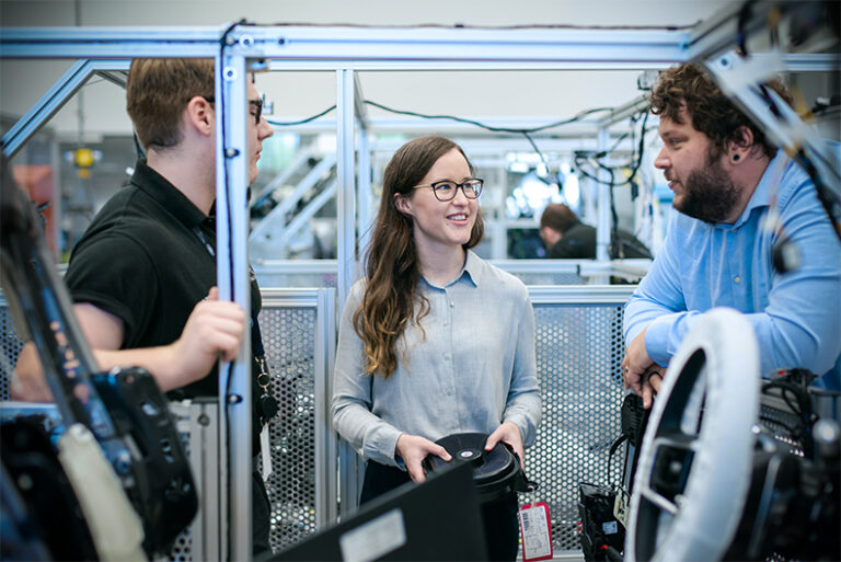 Ausbildungsplätze erhalten – Auszubildende stärken